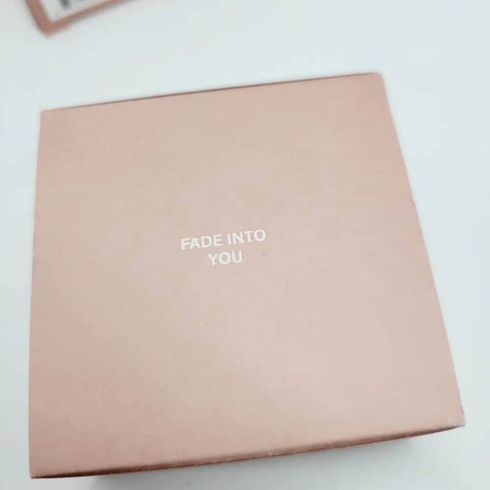 ILIA Soft Focus Finishing Powder Fade Into You Translucent Brand New In Box